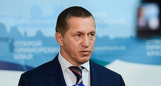 Юрий Трутнев попросил уволиться приморского чиновника