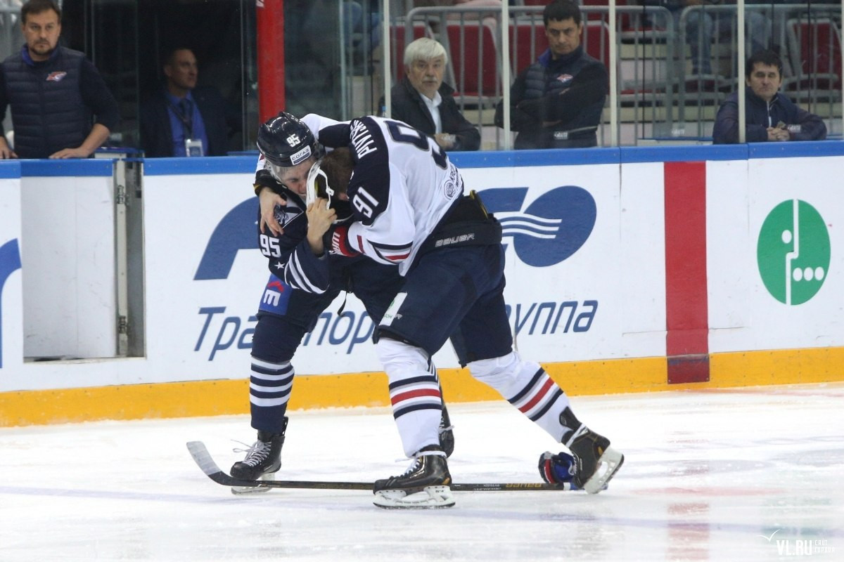 «Адмирал» провалил домашнюю серию игр