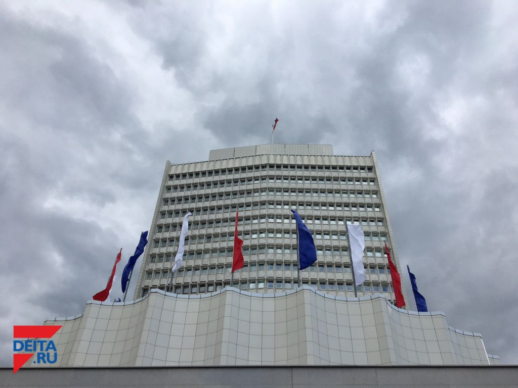 Губернатор Сахалина поздравил главу Приморья