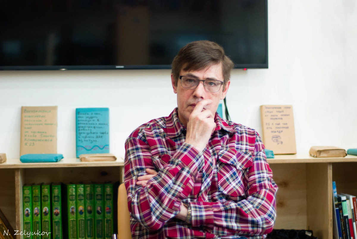 Скончался известный арт-критик Александр Лобычев