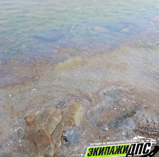 На известном пляже замечен разлив нефтепродуктов