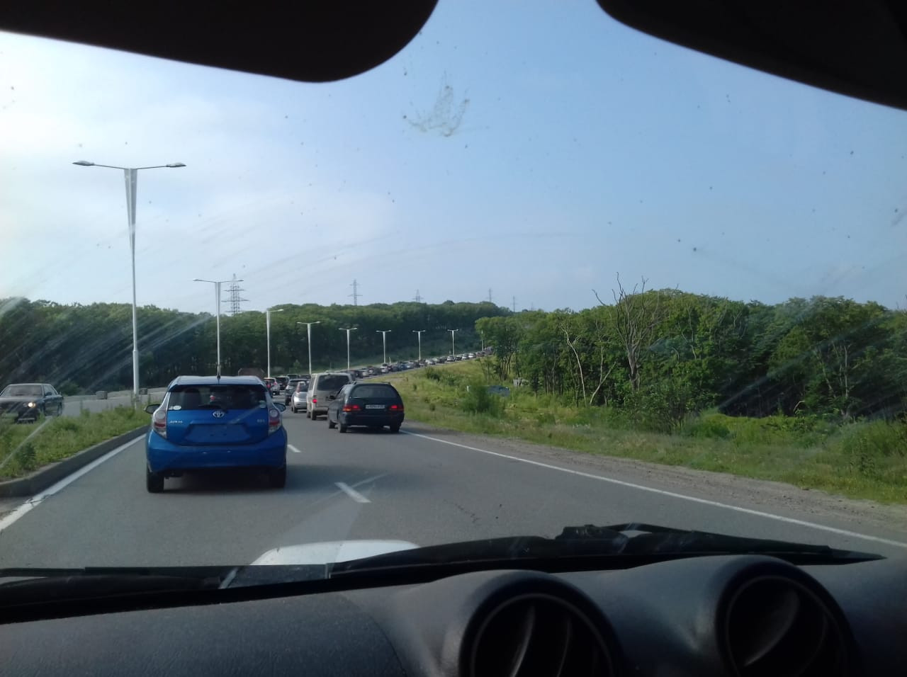 Вечерняя пробка: вернуться во Владивосток сейчас непросто