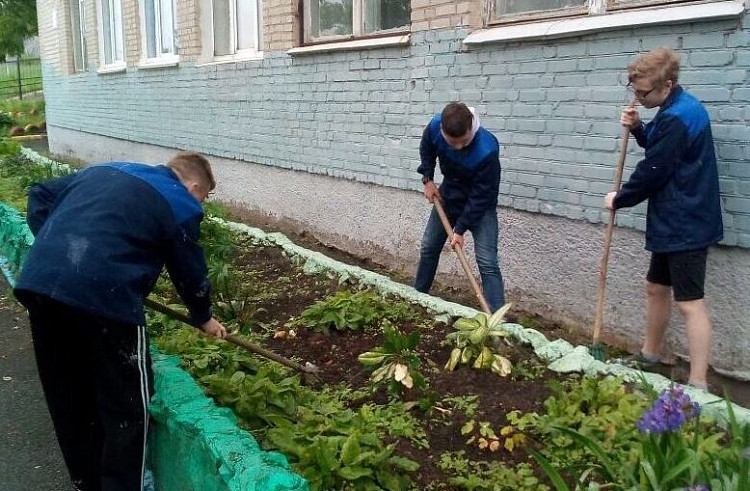 4,5 тысячи приморских школьников трудоустроено в июне