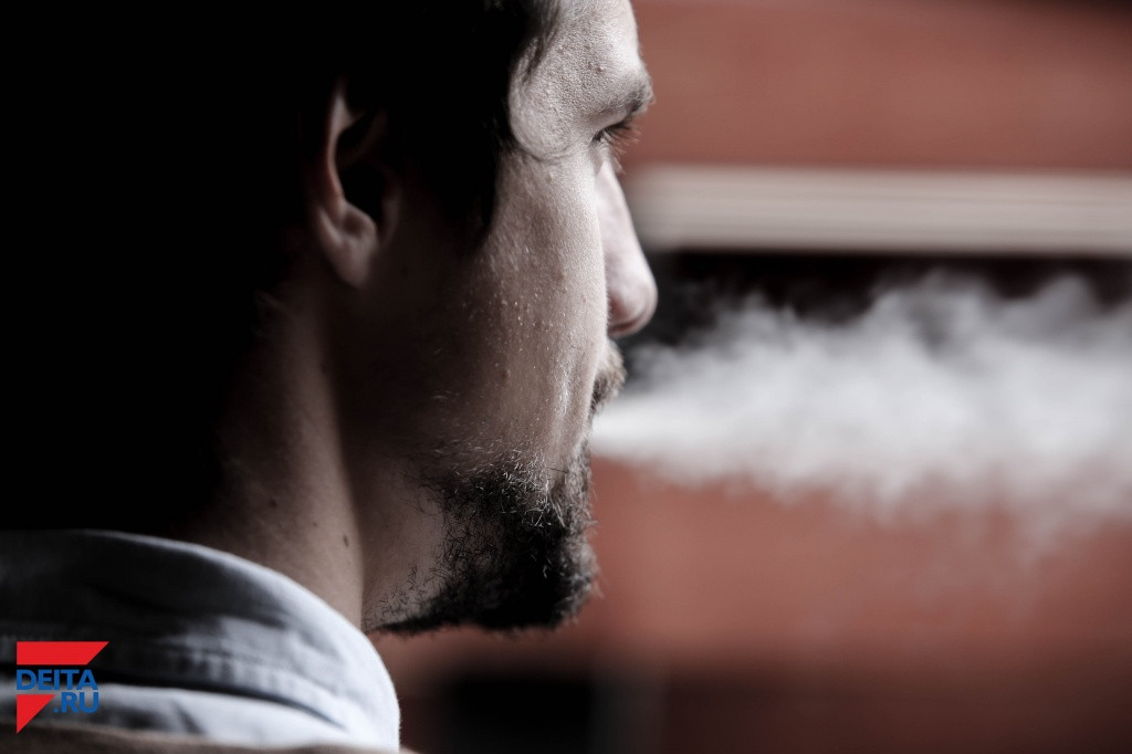 Штрафы за продажу электронного дурмана несовершеннолетним ввели в Приморье