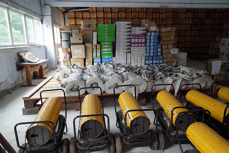 В Хабаровске перед наводнением вскрыли склады госрезерва