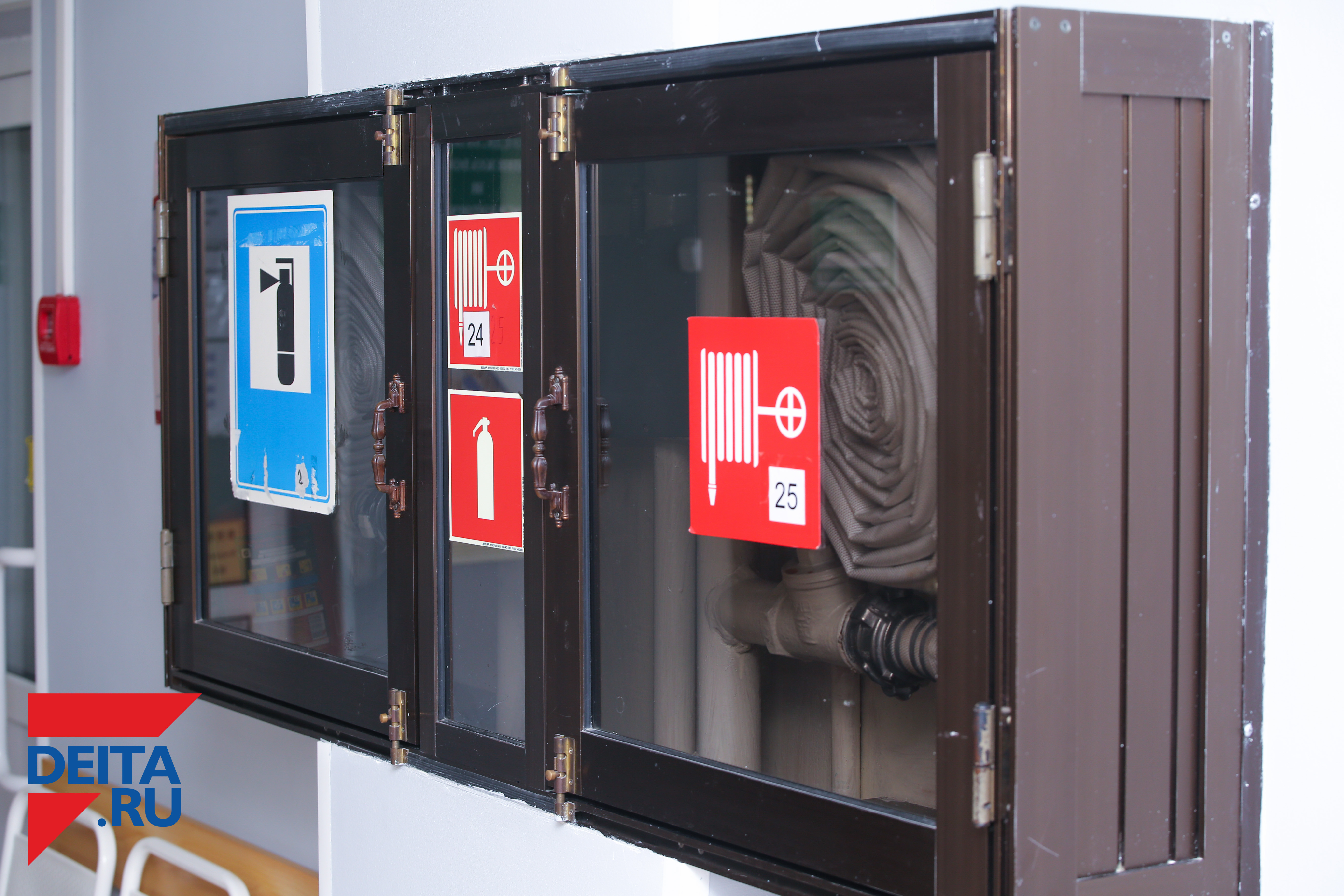 400 человек покинули гостиницу из-за пожара