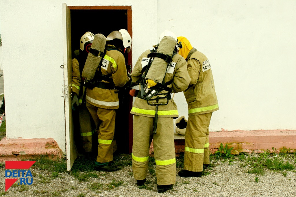 Вечер понедельника встревожил приморцев пламенем