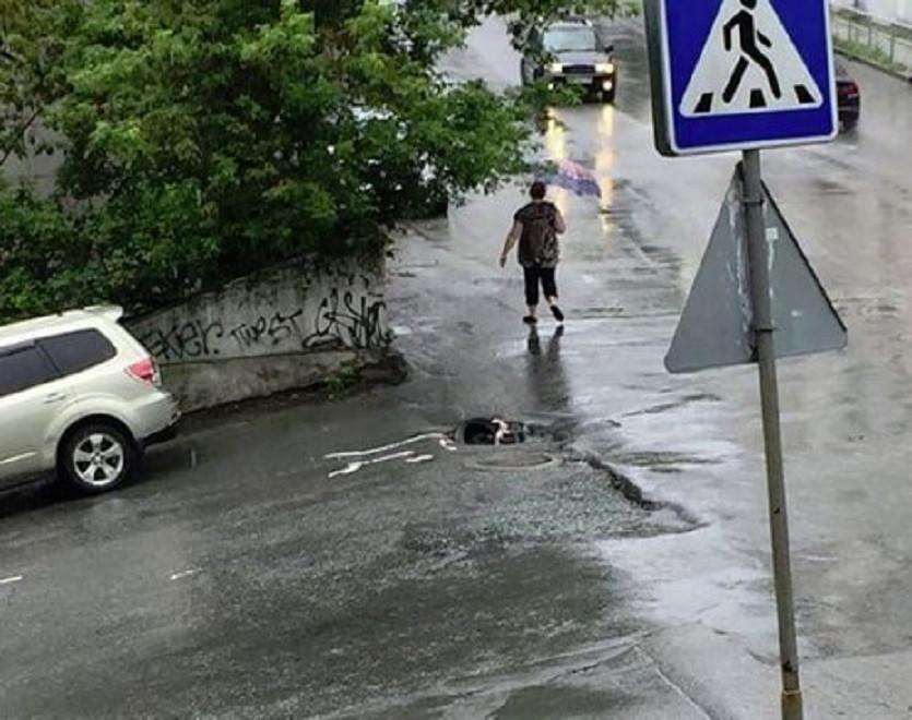 Это провал: асфальт трещит во Владивостоке