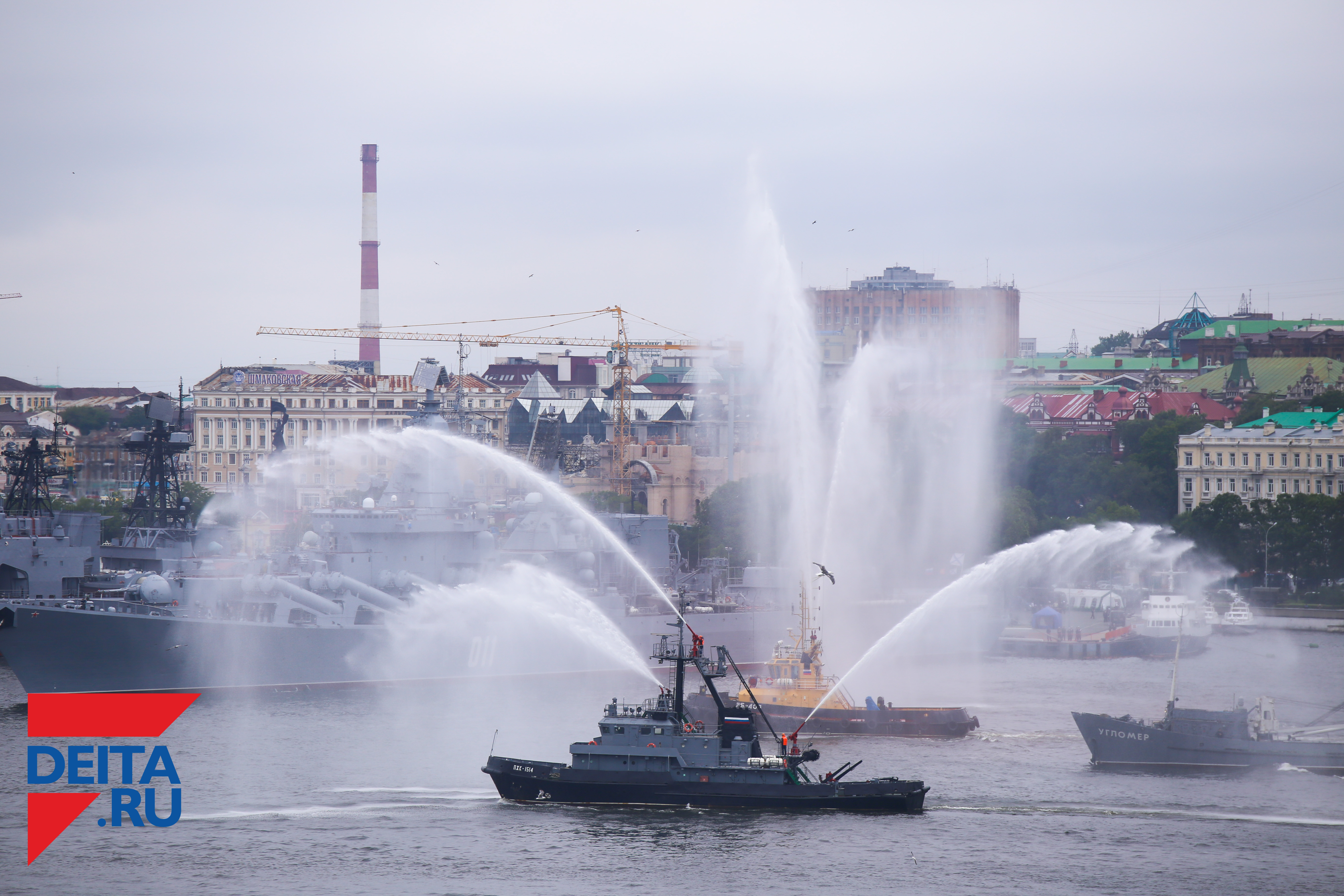 Масштабные морские учения идут в Приморье