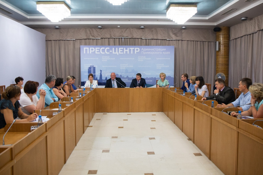 Вот, что даст людям социальная карта "Приморец"