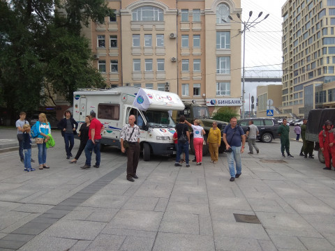 Во Владивостоке встретили участников международного автопробега