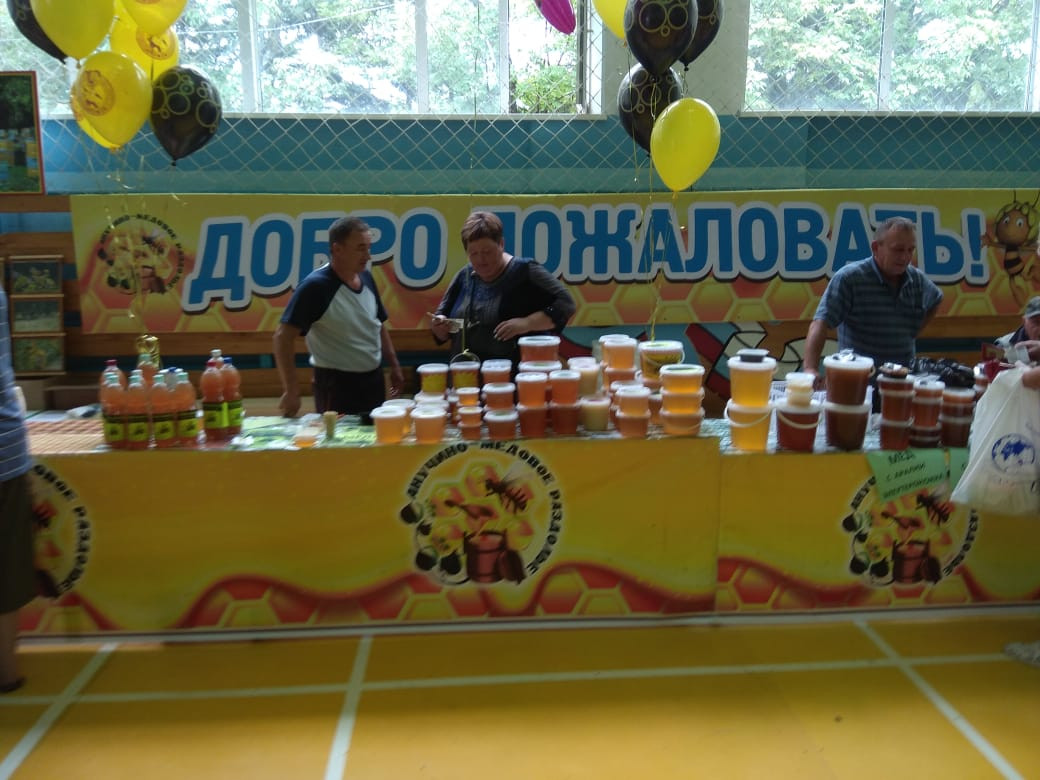Медовый фестиваль в Анучино собрал пчеловодов со всего Дальнего Востока