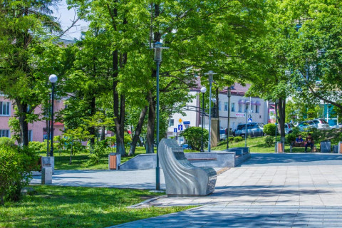 Мэрия "отбила" городские скверы