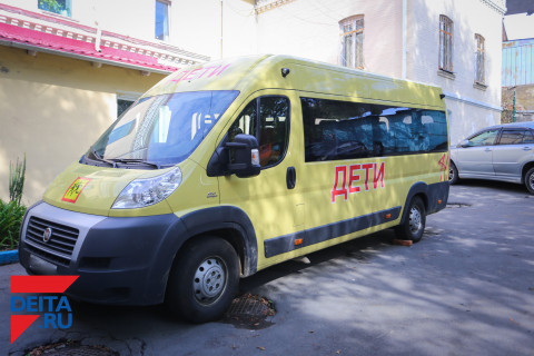 Парк школьных автобусов и «скорых» обновят в Приморье