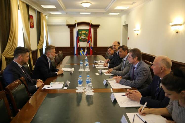 Рок сближает Швецию с Владивостоком