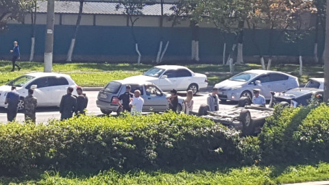 Учебное авто перевернулось и улетело в кювет от сильнейшего удара