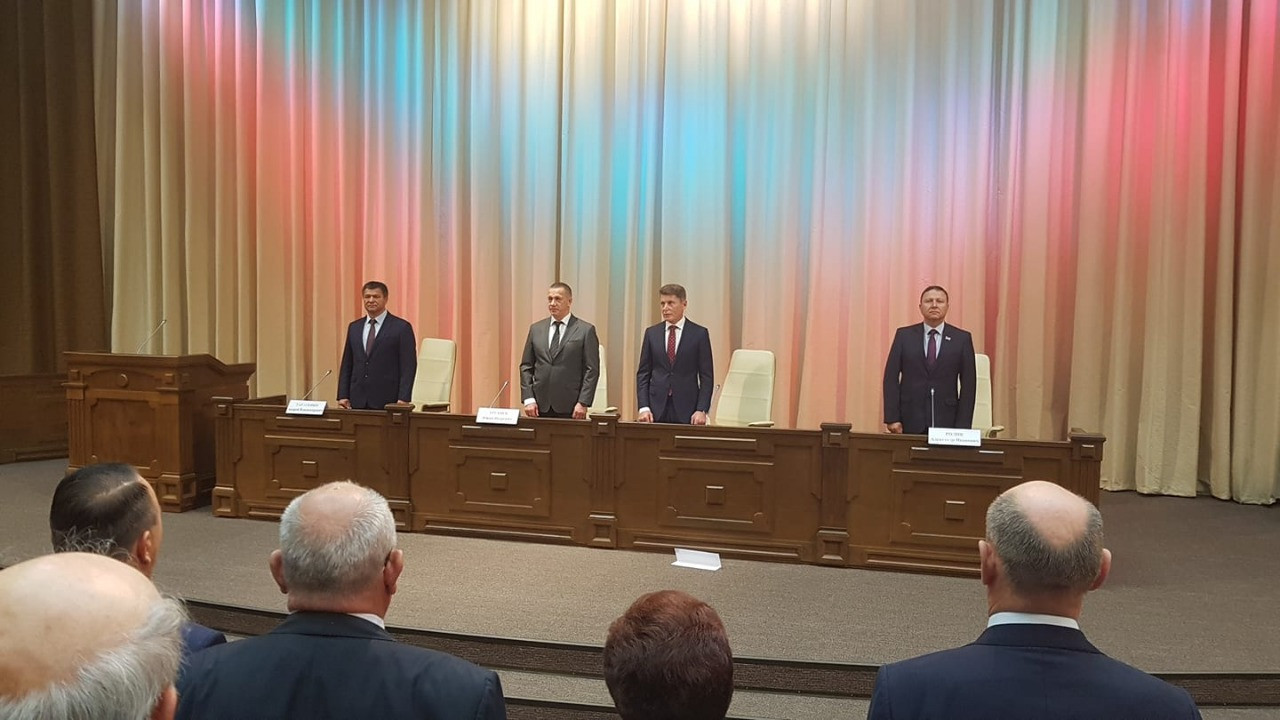 Эксперты трактуют знак на представлении главы Приморья