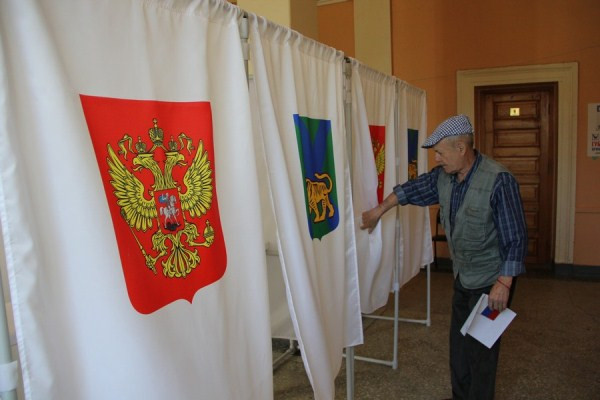 «От нашего голоса ничего не зависит» - жители Приморья признались примут ли участие в новых выборах