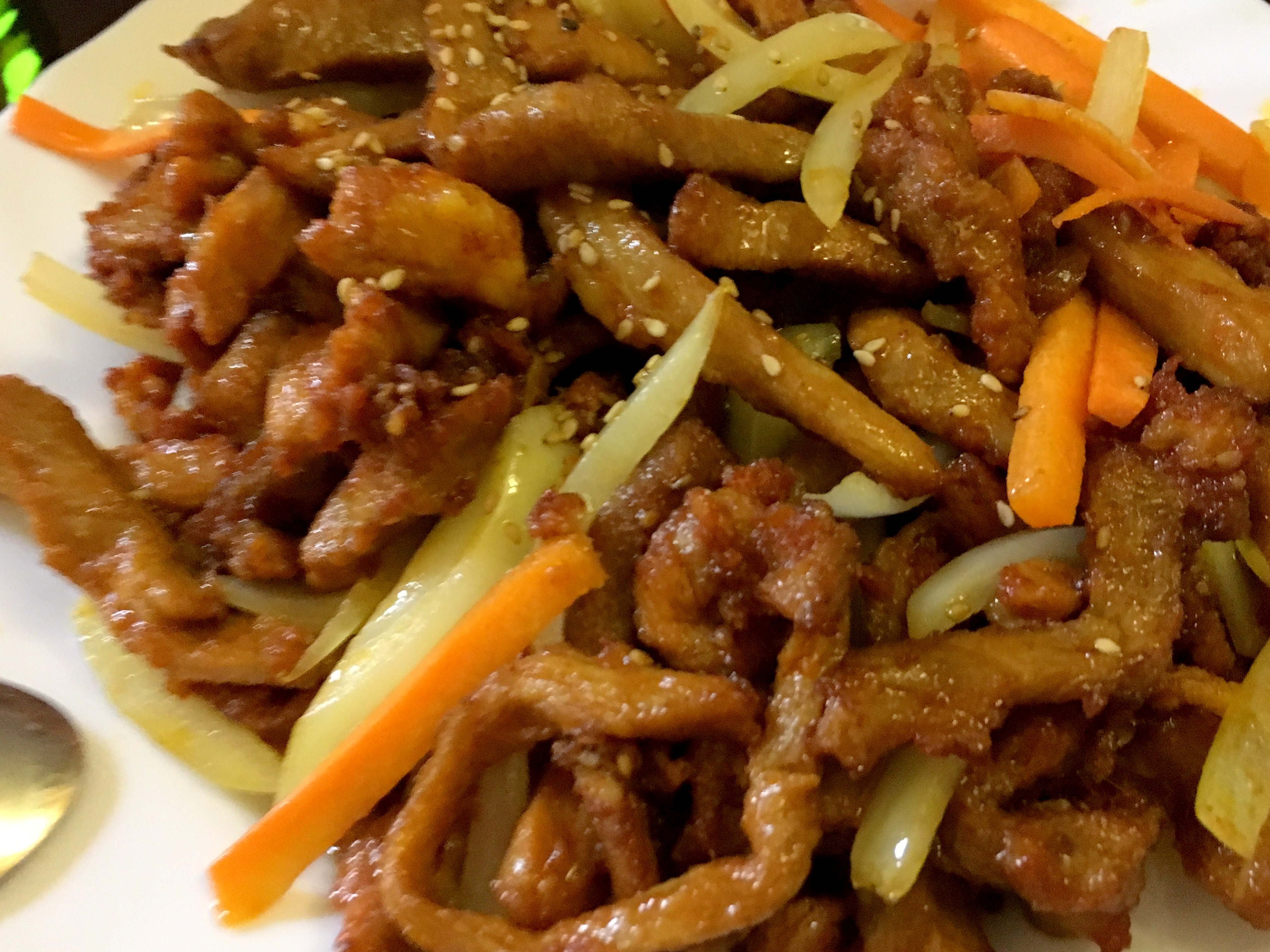 Дальневосточное кафе отправило людей в реанимацию