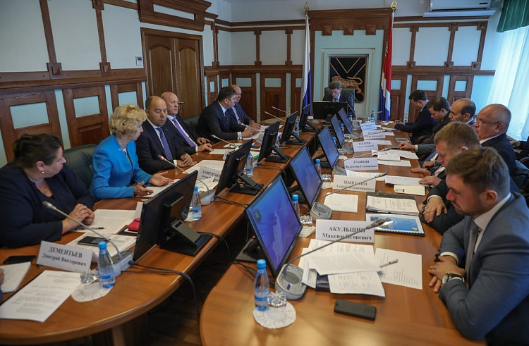 Кожемяко лично проконтролирует дорожные работы в Приморье