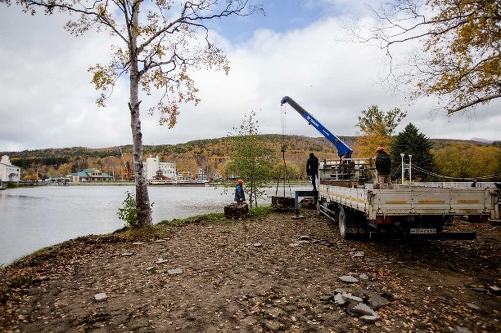 Набережную благоустраивают на Сахалине