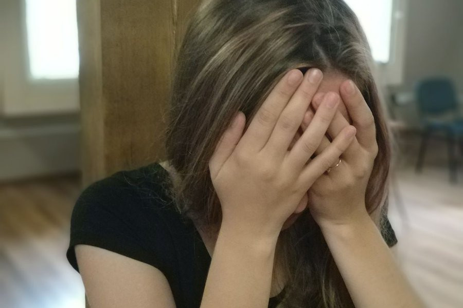 Женщина избила соседку за замечание о воспитании ребенка