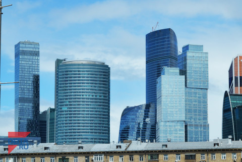 Российские чиновники переезжают в небоскребы
