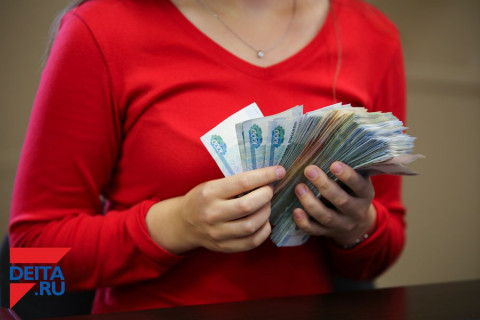 Молодую мать пытались лишить денег, но не на ту напали