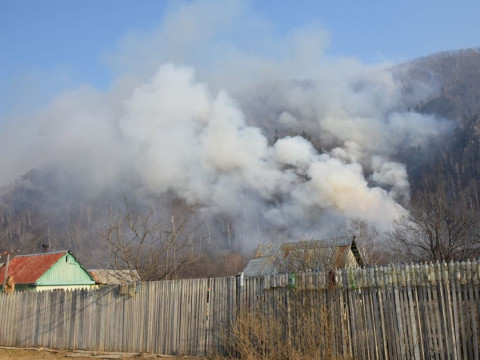 Дым и гарь пожаров накрыли Приморье