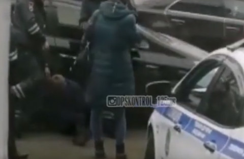 Задержание неадекватного водителя попало на камеру