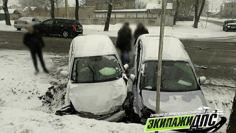 Снег стал причиной массового ДТП