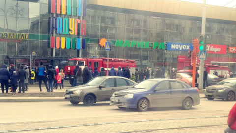 Возгорание в крупном торговом центре напугало горожан