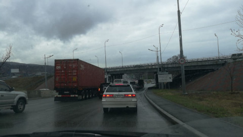 Въезд в столицу сковала многокилометровая пробка