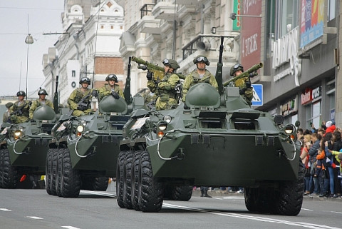 А виноват водитель фуры: военные нарушили правила ПДД