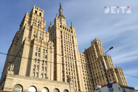 Московских чиновников вывезут в регионы