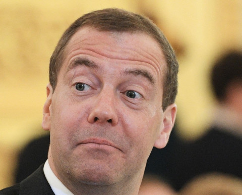 Медведев уточнил, кто такой наркоман