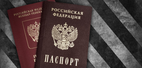 Жители ДНР и ЛНР остались без российских паспортов