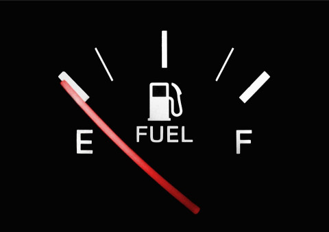 Цены на бензин вырастут, несмотря на дешевую нефть