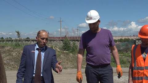 Видео: «Долгострой» продолжает изящный тролинг властей