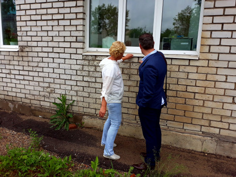 «Негодные новостройки» - переселенцы из аварийного жилья попали в западню