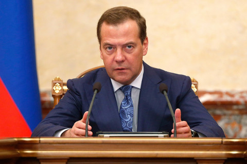 Губернатор-единоросс ослушался Медведева