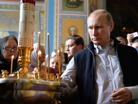 Путин и Сечин возродили монастырь