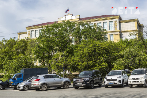 Способ защитить авто на парковке и быстро выезжать