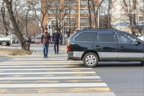 «Дороже золота»: как и почем во Владивостоке строят дороги, которых нет