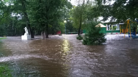 Город больше суток без воды: введен режим ЧС