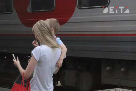 Транссиб завалило камнями: поезда задерживаются