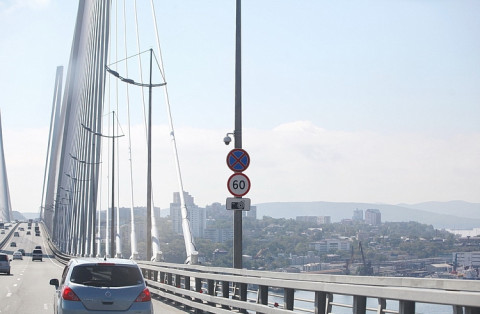 Движение по столичному мосту перекроют