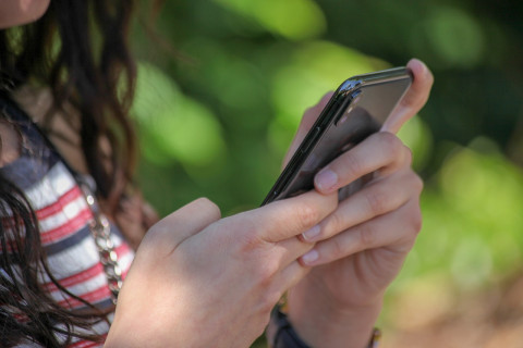 Власти предложили бороться с ожирением SMS-рассылкой