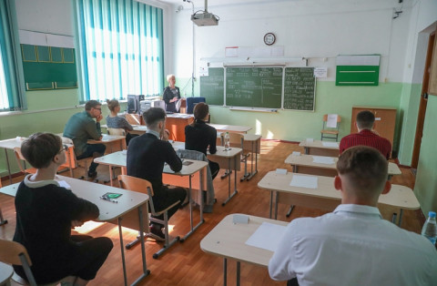 Школьники будут сдавать ЕГЭ с искусственным интеллектом