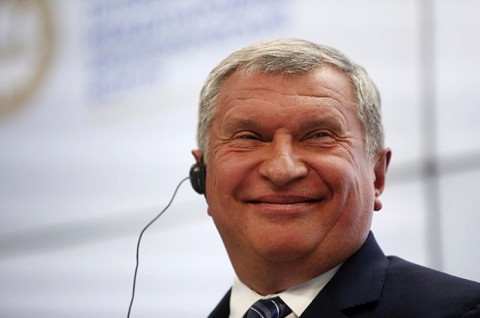 Сечин пожаловался Путину на Минфин